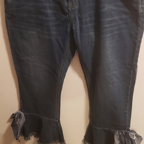 Pants - Picture 2 of 3